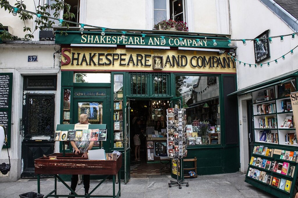 莎士比亞書店 Shakespeare and Company bookstore